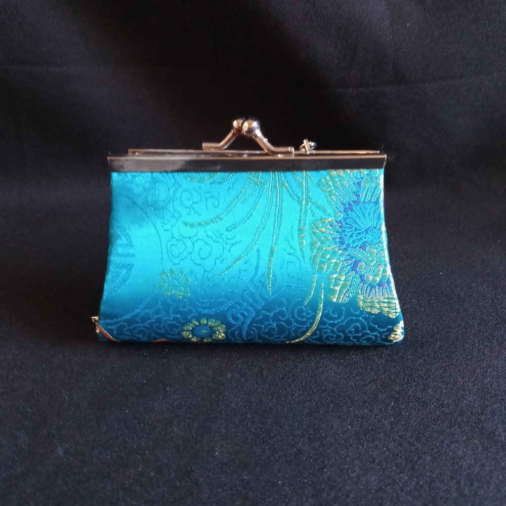 Women's handbag